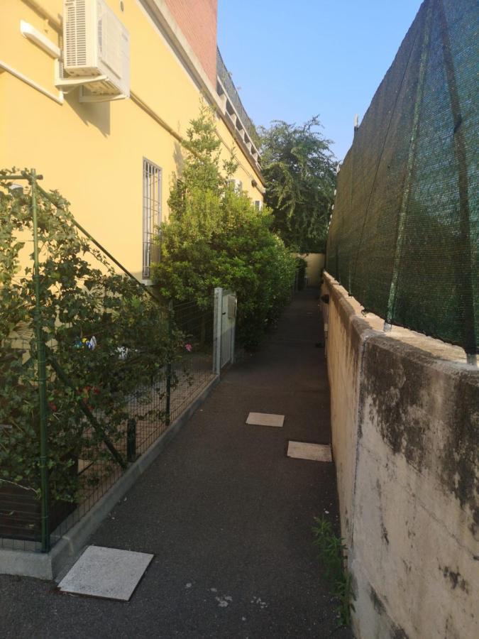 Farolfi Apartments Ranzani Bologna Exterior photo
